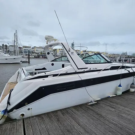 Tekne Barco Gold Prestige Marina Parque Nacoes