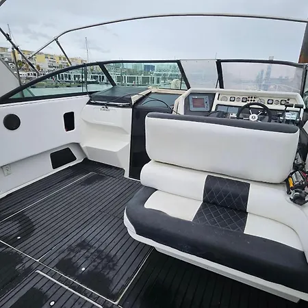 Tekne Barco Gold Prestige Marina Parque Nacoes