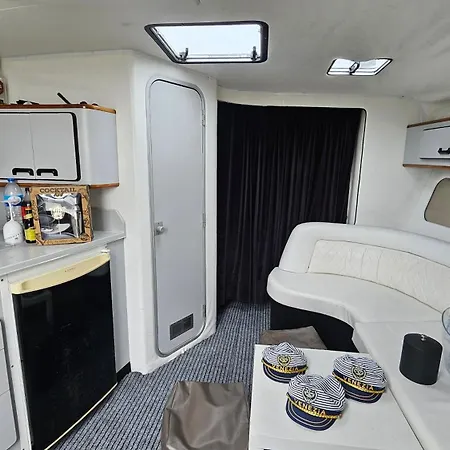 Barco Gold Prestige Marina Parque Nacoes Tekne *