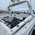Barco Gold Prestige Marina Parque Nacoes Botel Lisbona