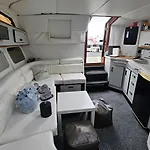 Barco Gold Prestige Marina Parque Nacoes * Lisbon